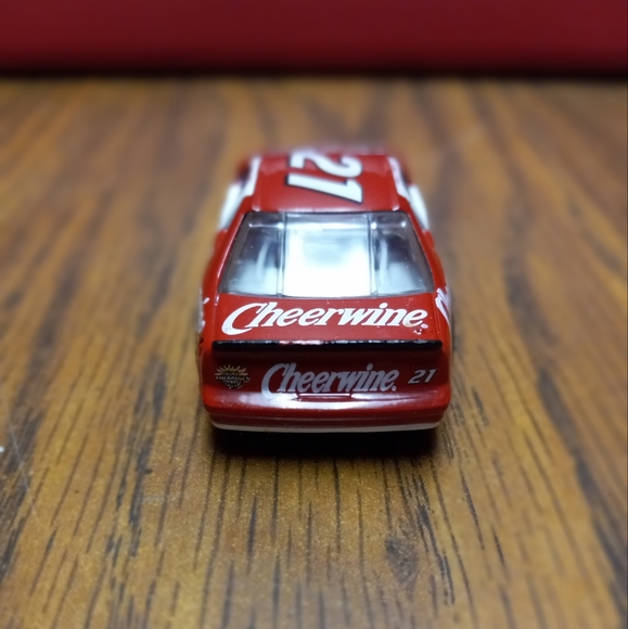 Vintage Cheerwine 1:64 Scale Die-Cast Thunderbird. - Picture 5 of 7